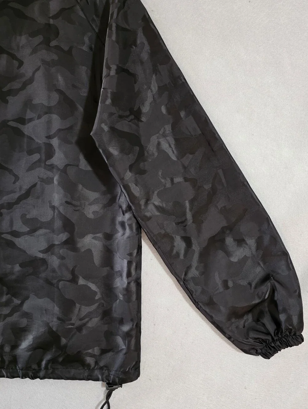 Monster Energy Black Camo 1/4 Zip Hooded Windbreaker Jacket Size Small